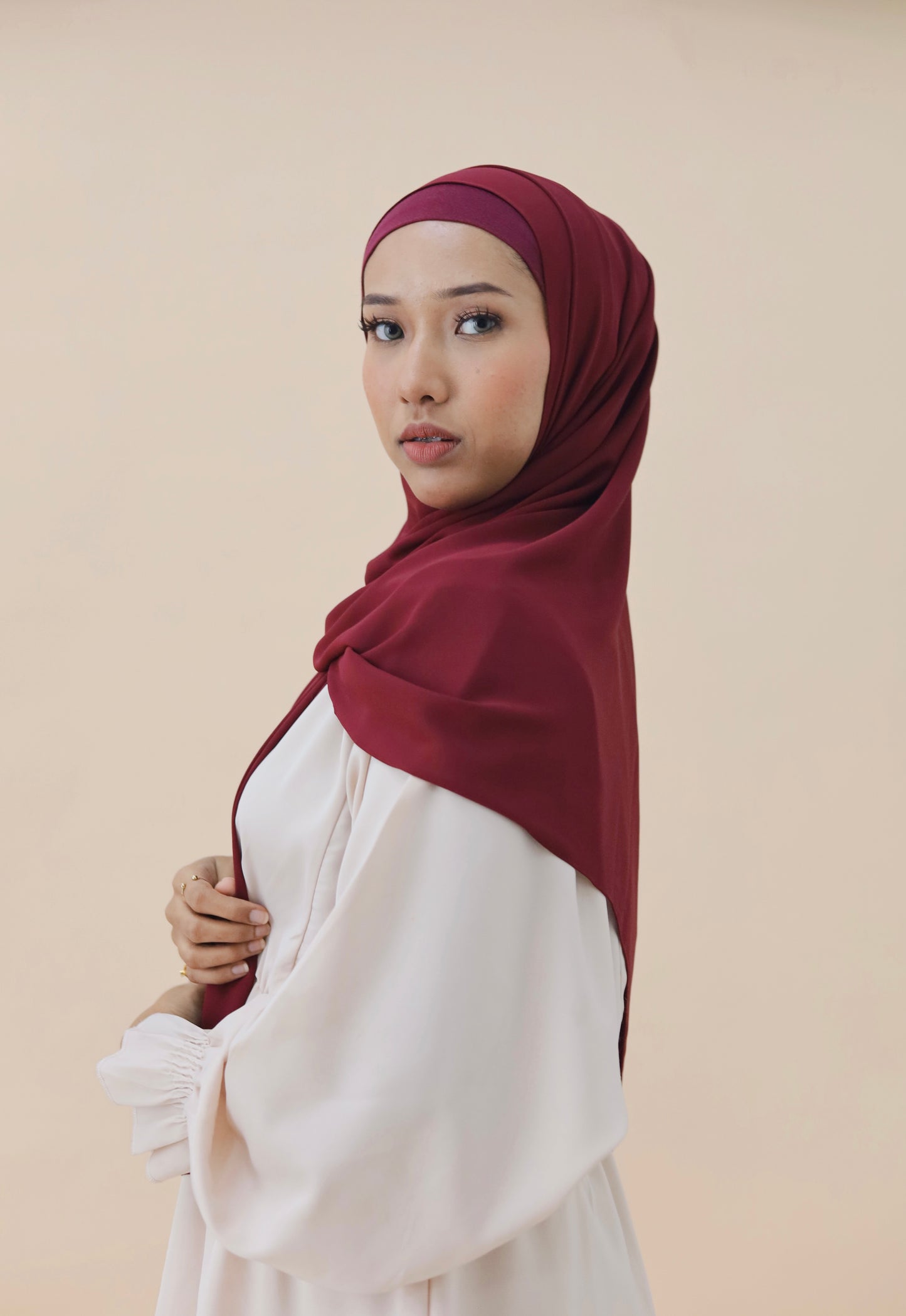 KOREAN CHIFFON HIJAB WITH MATCHING INNER CAP - BURGUNDY