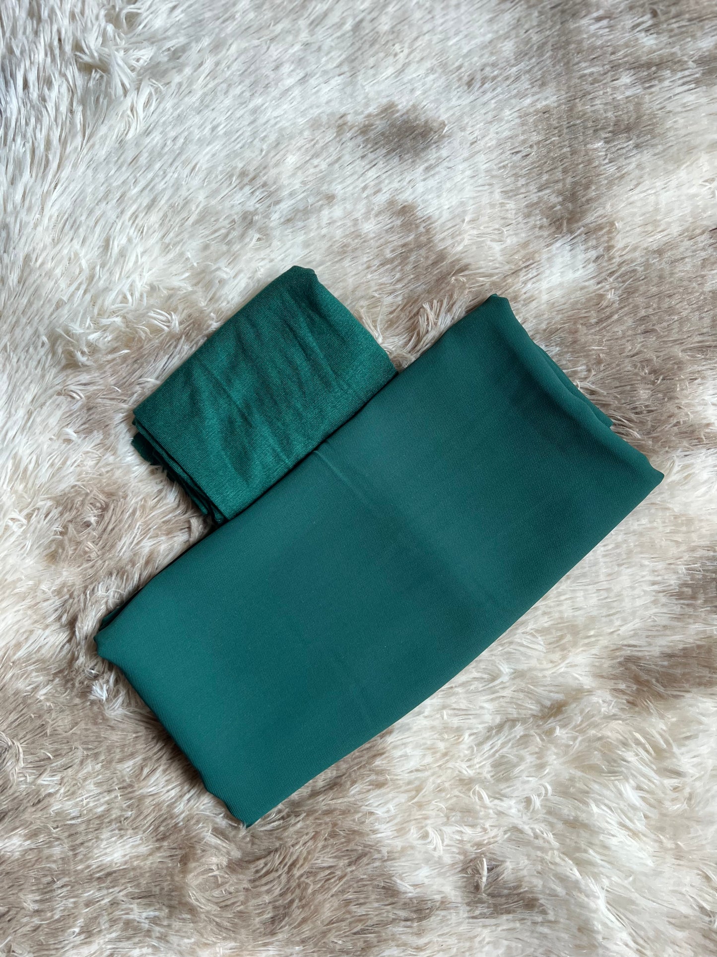 KOREAN CHIFFON HIJAB WITH MATCHING INNER CAP - FOREST GREEN