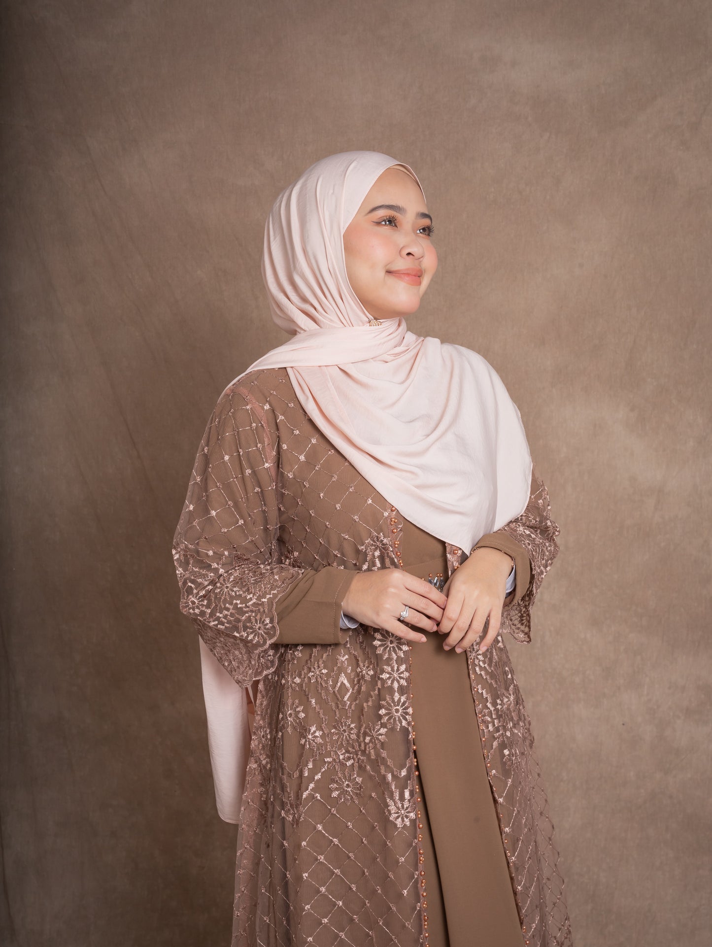PUTERI LACE DRESS - BROWN