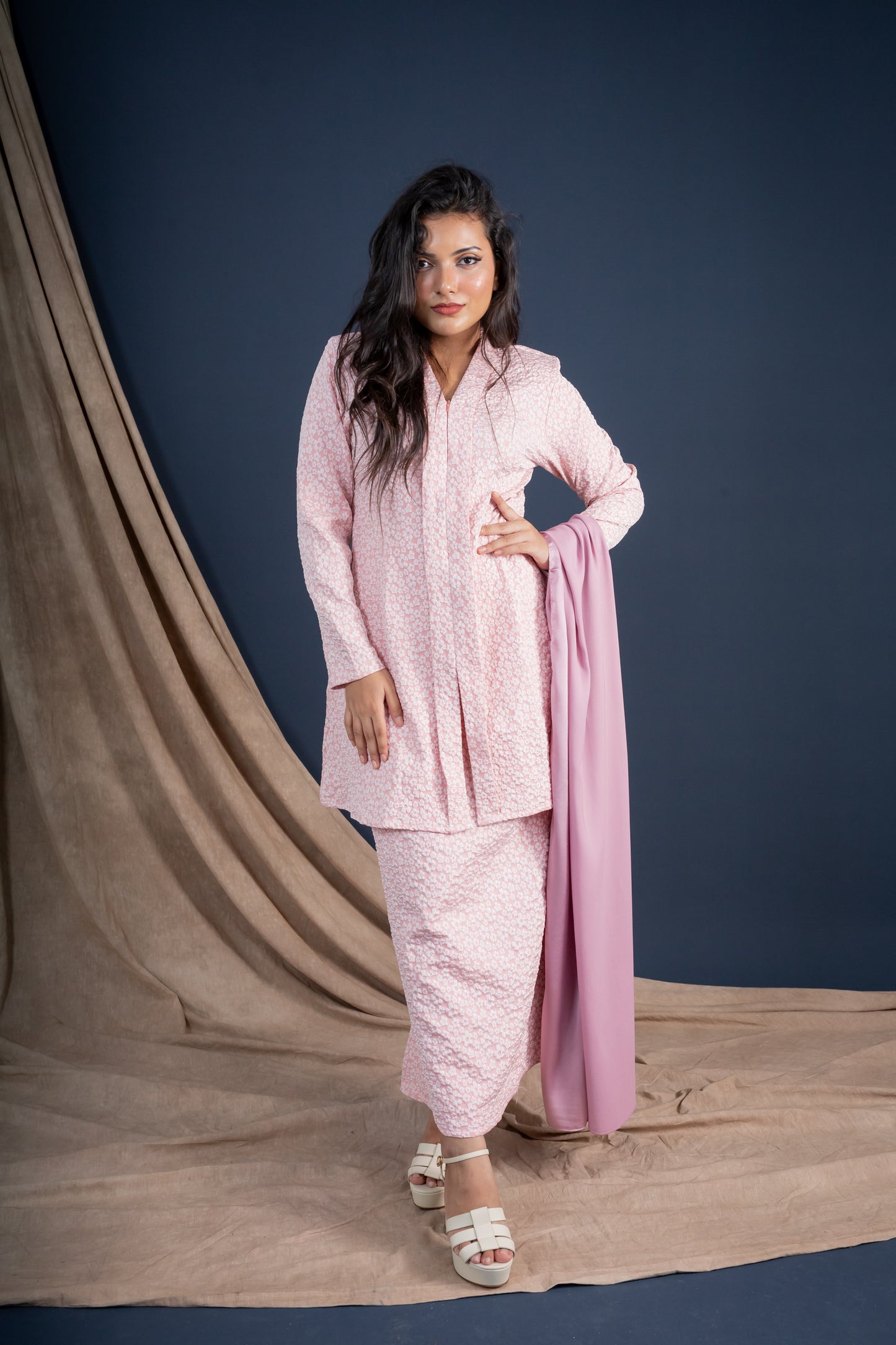 MAHSURI KEBAYA - ROSE