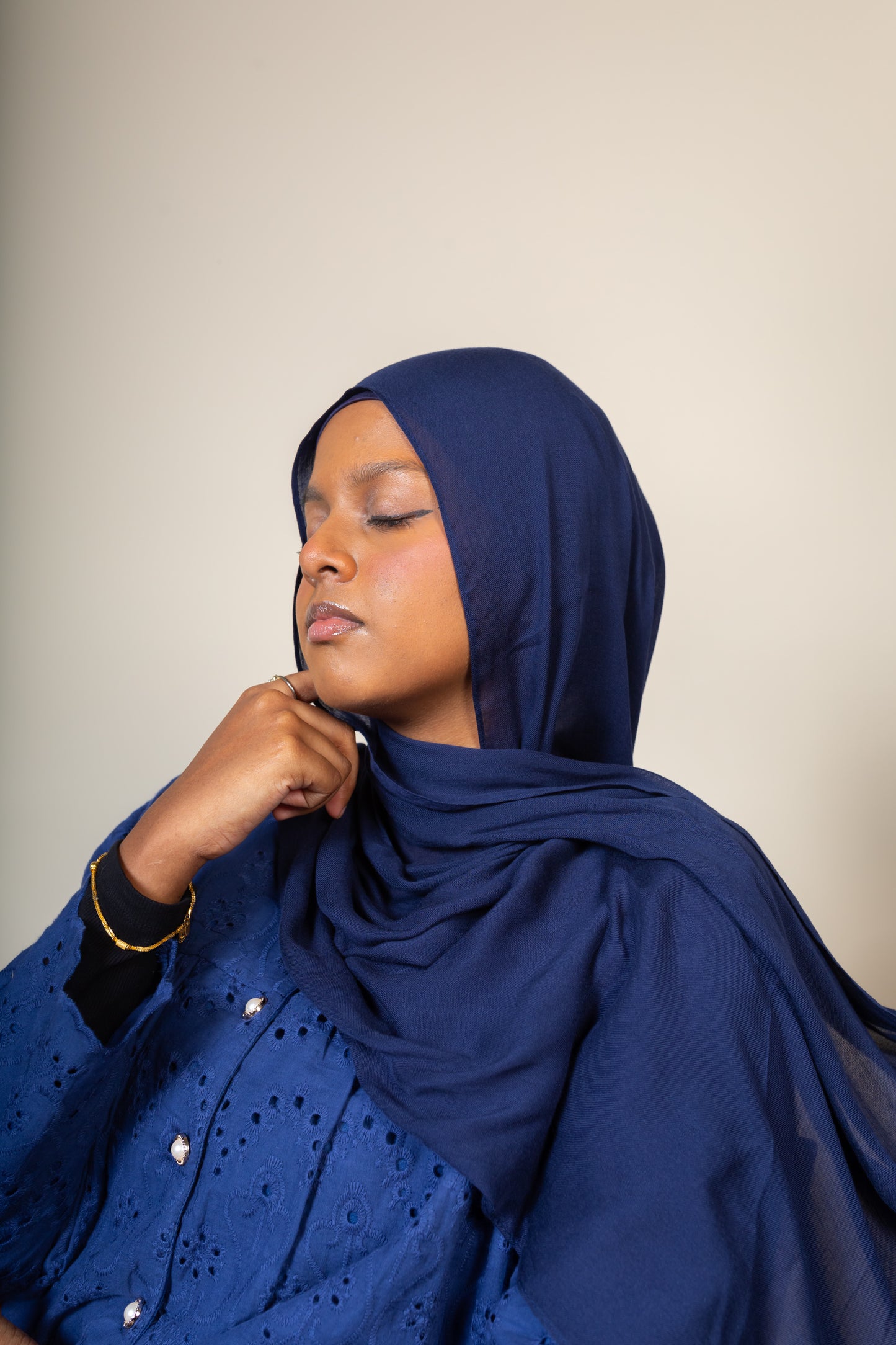 BAMBOO MODAL HIJAB WITH MATCHING INNER CAP - ROYAL BLUE