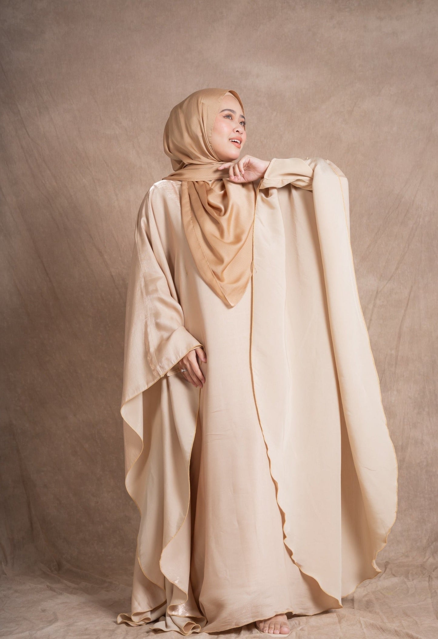 AMEERA KAFTAN ABAYA - GOLD