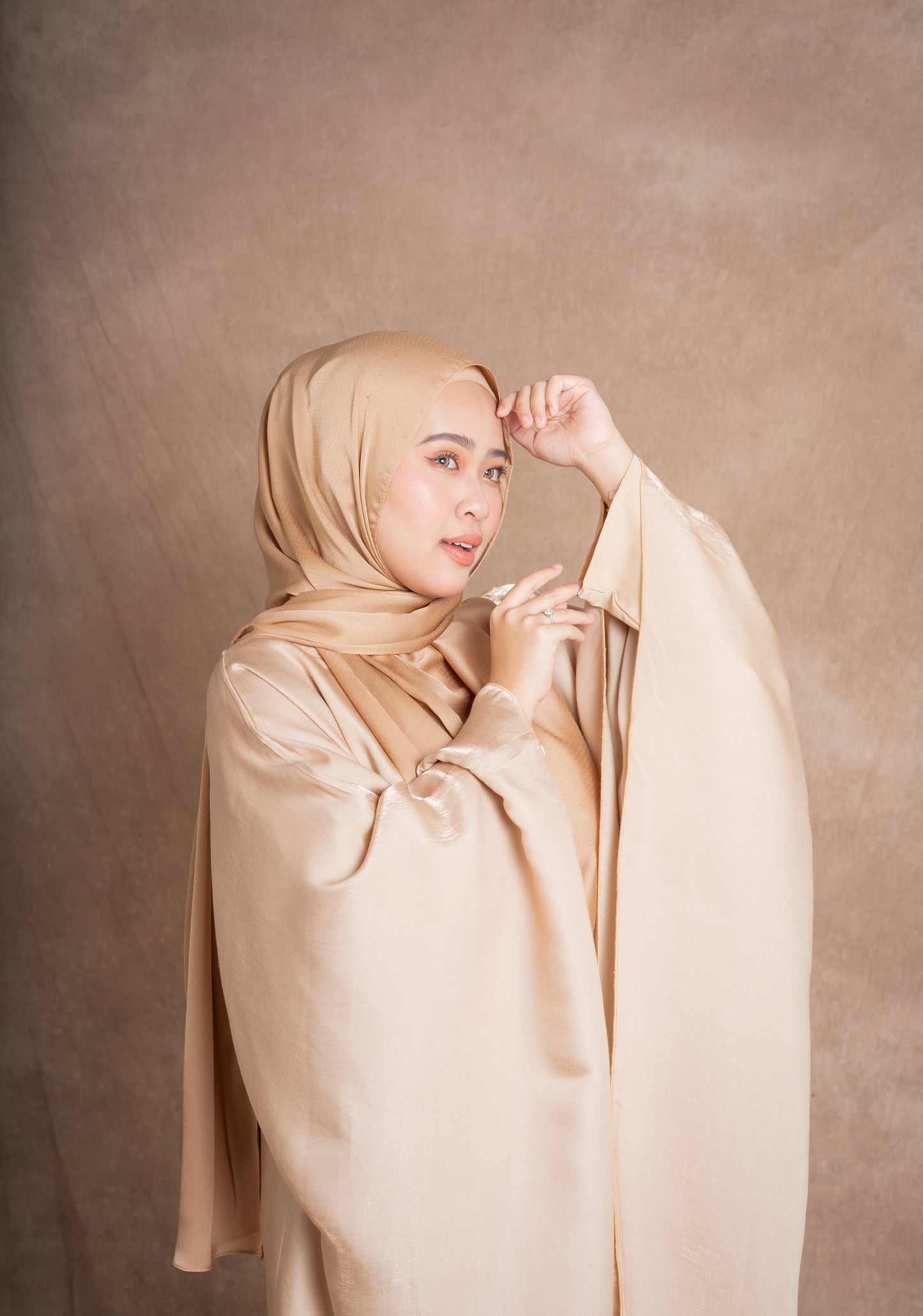 AMEERA KAFTAN ABAYA - GOLD