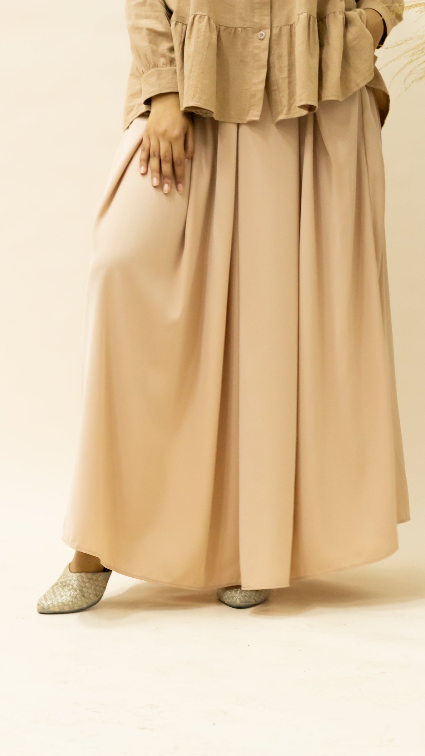 BELLA SKIRT - BEIGE